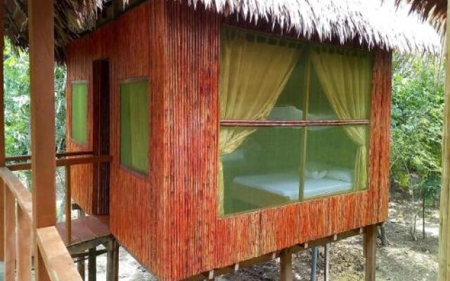 Ayaymama Eco Lodges & Expeditions