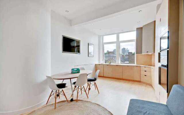 Converted Warehouse 1 bed apt in Clerkenwell