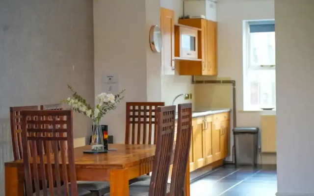 Redbourne Terrace Holiday Home