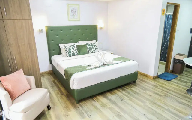 Pacific Bay Grand Suites