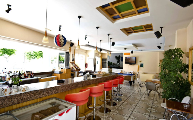 Angela Hotel - Apartments