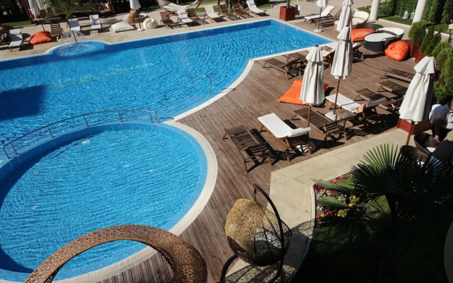 Harmony Suites 2