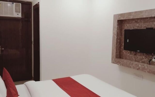 Airport Hotel Golden Blue