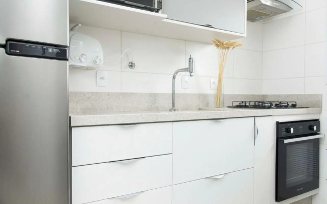 Ambiente Descolado 100m da praia e piscina