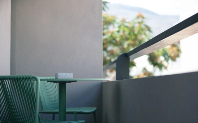 Souda Plaza Collection