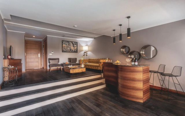 Orka Cove Hotel Penthouse & Suites - Adults Only
