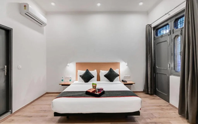 Hotel Indiana By OYO Rooms