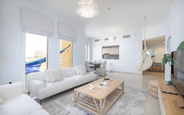 Contemporary Living by The Sea 2BD New Listing
