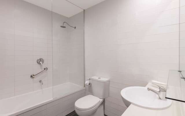 Adina Apartment Hotel Perth - Barrack Plaza