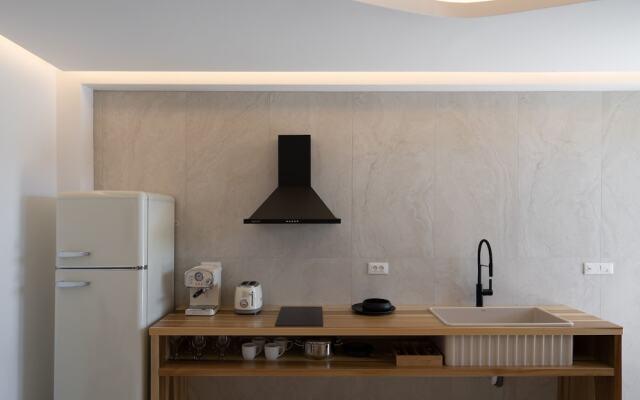Aegean Diamonds Luxury Suites