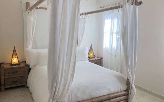 Los Corales Tropical Beach Resort & SPA