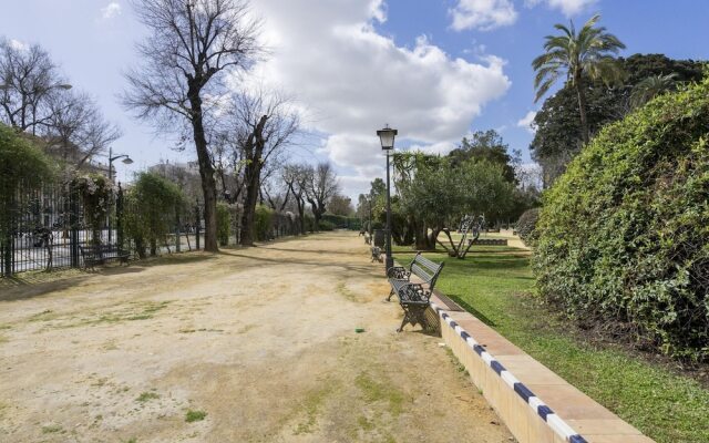 Alluring Apartment in Seville With Garden