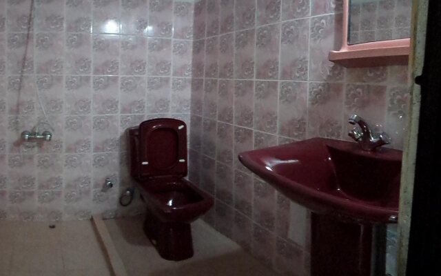 Majestic Tourist Hotel