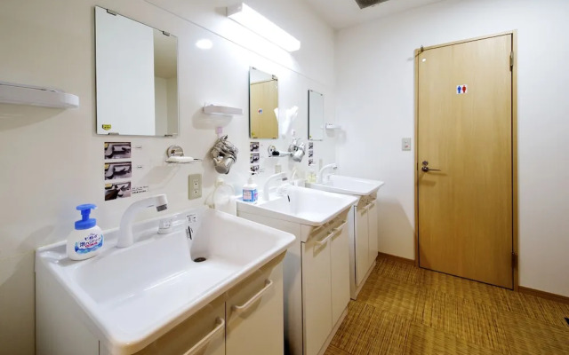 add chaganju - Hostel