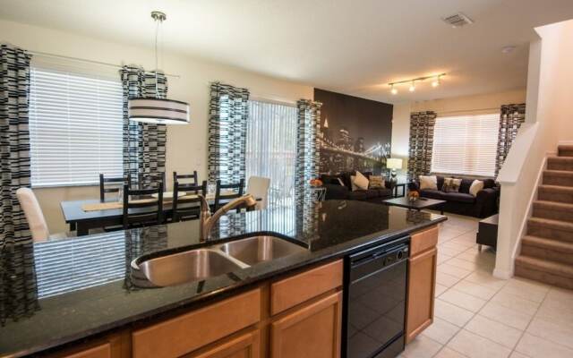 H2u - Woodpecker - Bv480 4 Bedroom Townhouse