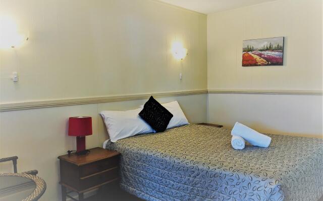 Miners Lodge Motor Inn