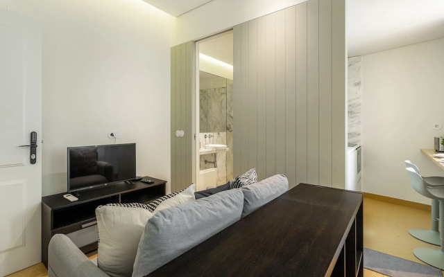 Timeless Luxury Porto W/ Ac & Elevator