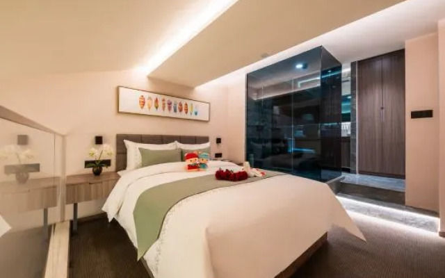Modern Aegean Sea Hotel (Xi'an Western Engineering University Xikeda Lintong Campus Subway Station)