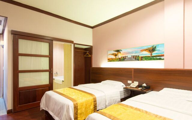 The President Hotel at Chokchai 4