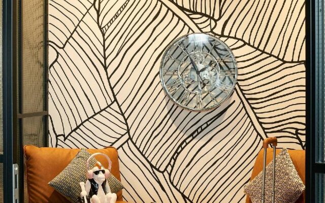 Moxy Edinburgh Airport