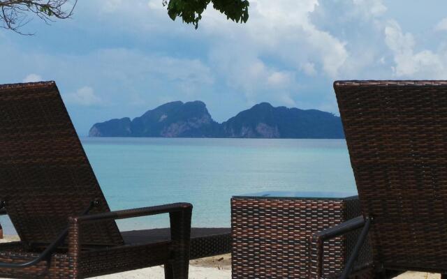 Reef Resort