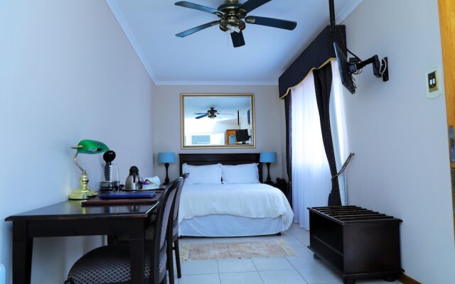 Kings Tide Boutique Hotel