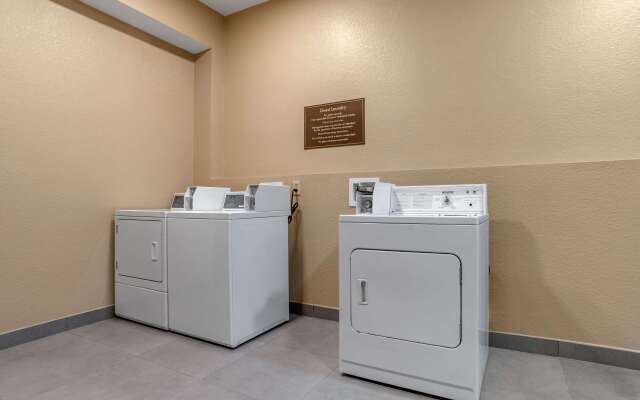 Comfort Inn & Suites Millbrook - Prattville