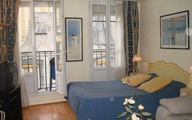 Studio Apartments rue de la Harpe