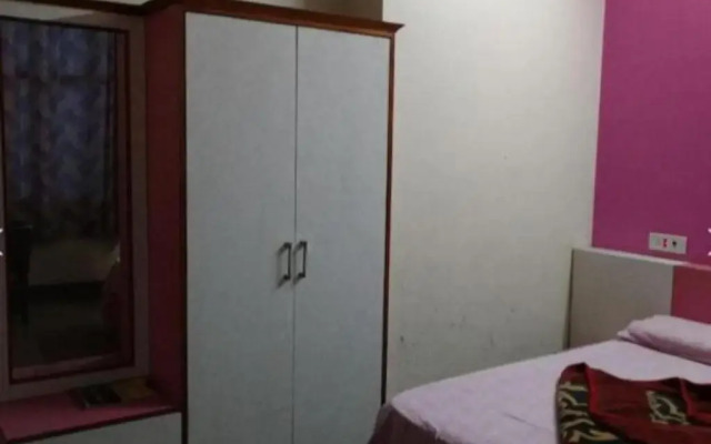 Hotel Pratiksha