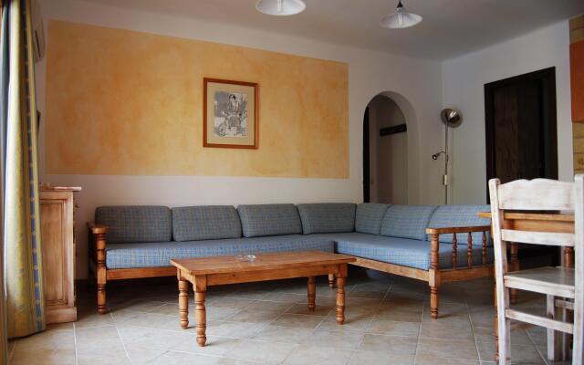Apartamentos Playa Ferrera
