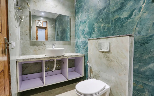 Fabhotel 24&7