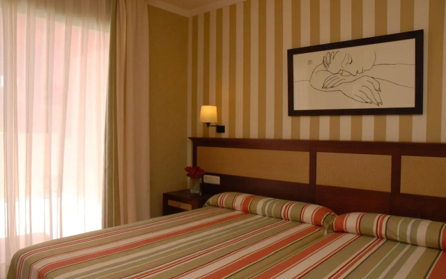 Holiday World RIWO - Teens Hotel