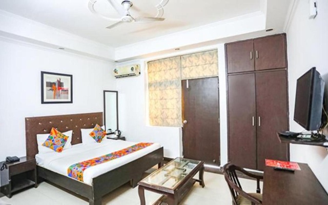 FabHotel F9 H Block Sector 51