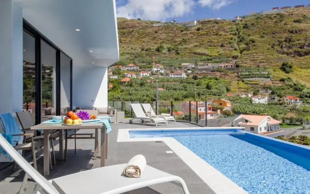 Villa Rubydom