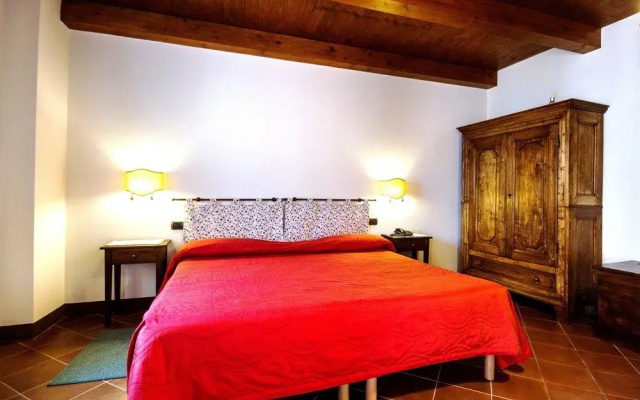 Castello di Razzano, The Originals Relais (Relais du Silence)