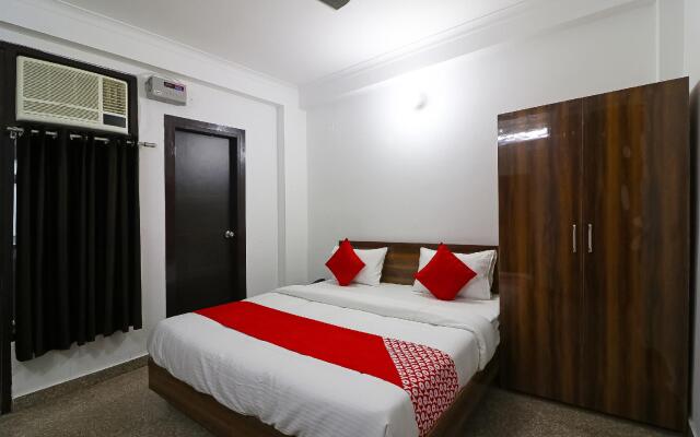 Capital O 61377 Hotel Diamond Inn