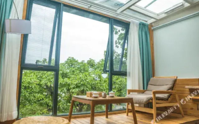 Xichang Shuxia Hotel