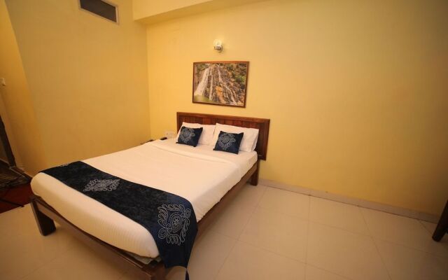 Hotel Kamat Plus