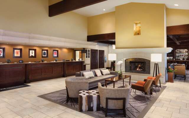 DoubleTree by Hilton Ontario Airport