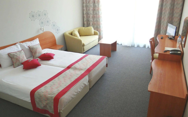 MPM Kalina Garden Hotel