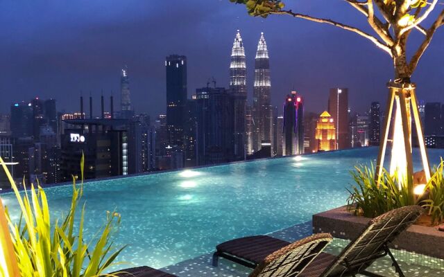Expressionz Professional Suites by Luxurious Lifestyle Living