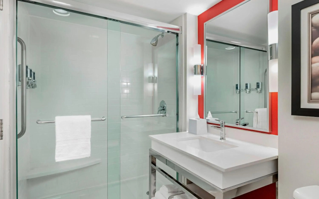 Four Points by Sheraton London