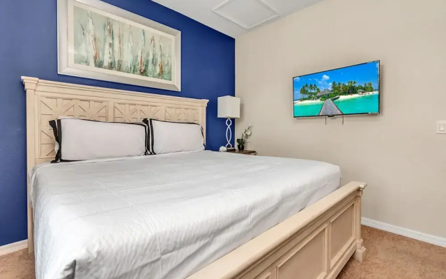 Villa W/ Pool, Movie Theater & Game Roomsleeps 20