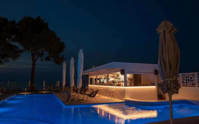 Laguna Resort