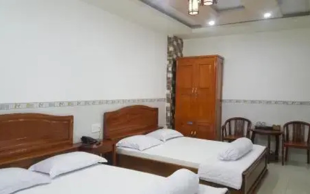 Huynh Nhu 2 Hotel