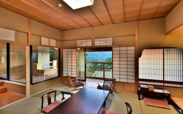 Kanbayashi Hotel Senjukaku