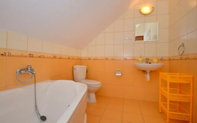 Large Holiday Home in Jaroslawiec With Barbecue