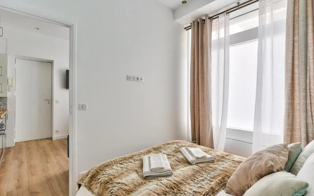 NEW ! Outstanding 2BR & 1BR Apt in Paris 15