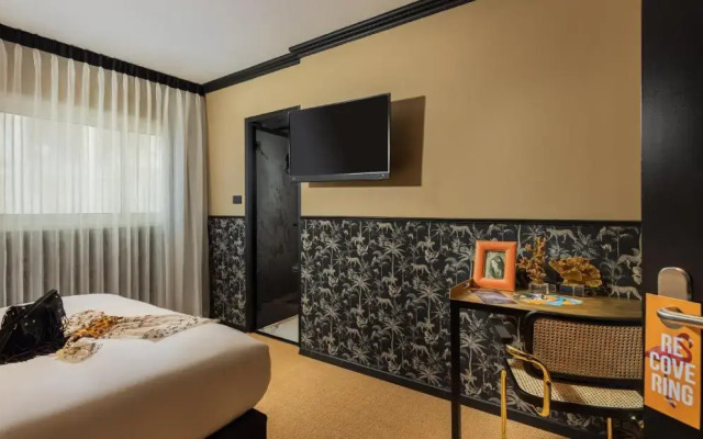 Beach Hotel by Zvieli Hotels