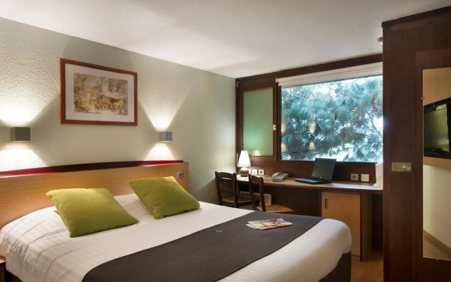 Hotel Kyriad Direct Roanne